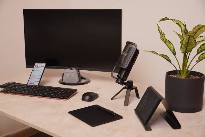 The Best Gadgets for Remote Work and Telecommuting