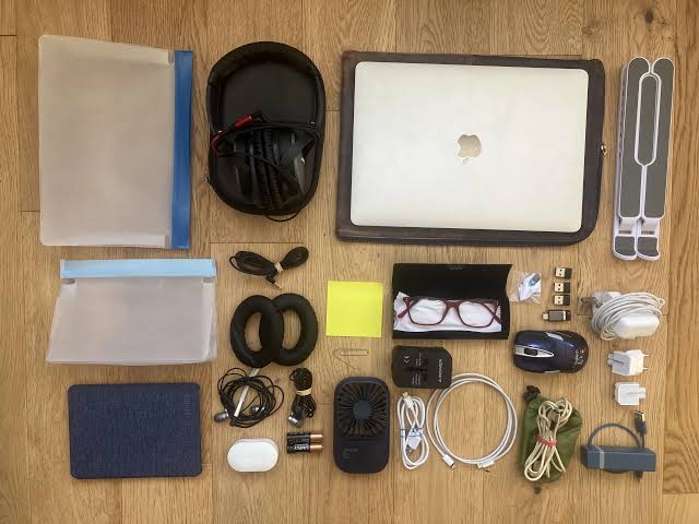 The Best Gadgets for Travelers and Digital Nomads