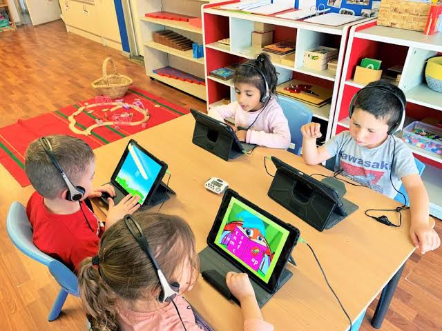 The Importance of Media Literacy in Canada