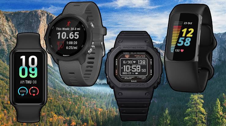 A Comparison of Top-Rated Smartwatches for Fitness and Health