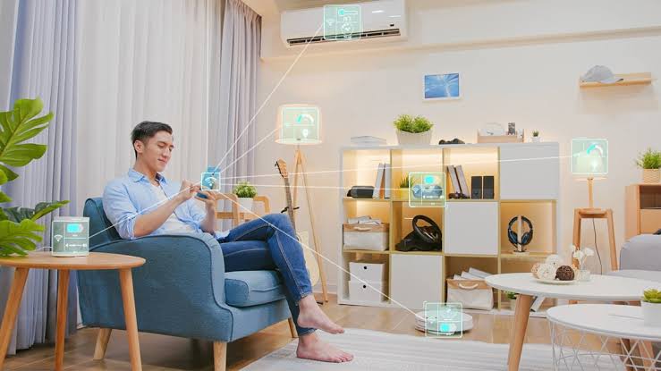 Best Smart Home Gadgets for Small Apartments in 2025