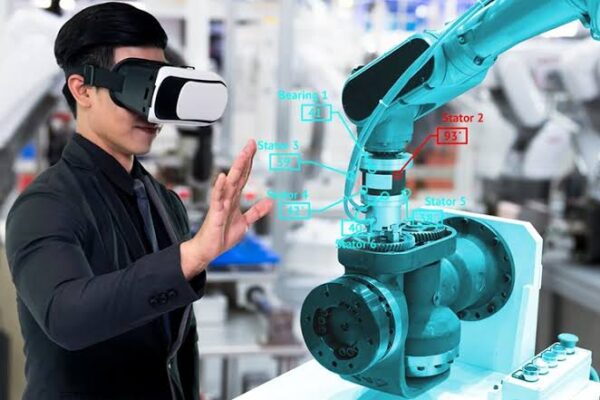 Advances in Virtual Reality Technology for Training Purposes