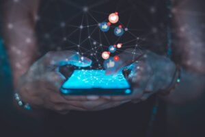The Impact of Gadgets on Social Media Usage