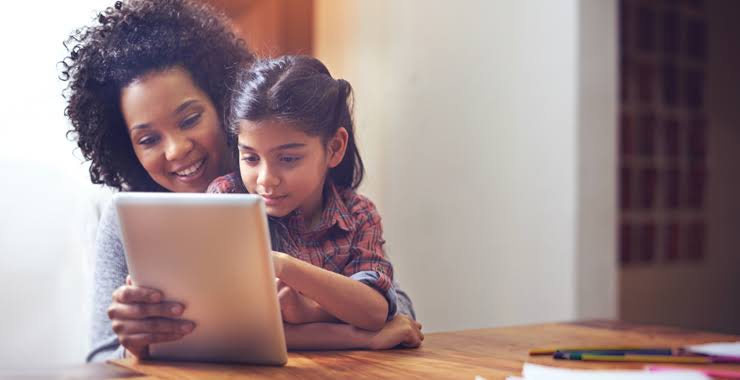 The Benefits of Using Smart Gadgets for Parents Support