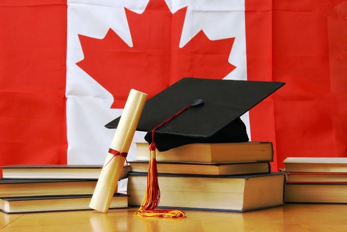 The Benefits of Applying for Canada Scholarships for International Students Globally