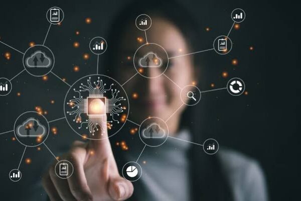 Leveraging Big Data for Business Insights Leveraging Big Data for Business Insights
